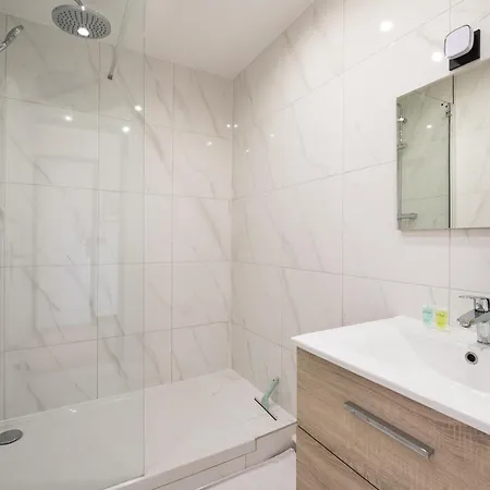 Mobility Lease - 10 Minutes From Paris Apartment *